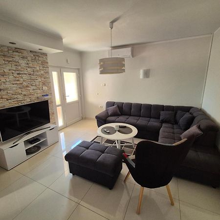 Holiday Home Begonja ปริฟลากา ภายนอก รูปภาพ
