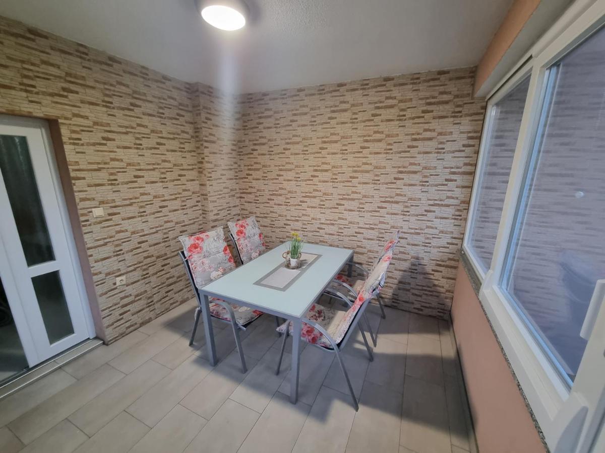 Holiday Home Begonja ปริฟลากา ภายนอก รูปภาพ