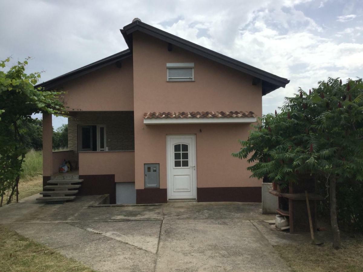 Holiday Home Begonja ปริฟลากา ห้อง รูปภาพ
